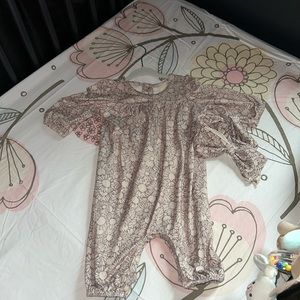 Mabel + Honey baby girl outfit with matching bow 3-6 months